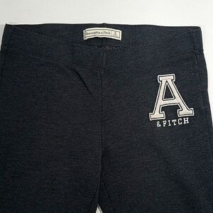 Abercrombie and Fitch joggers grey szS